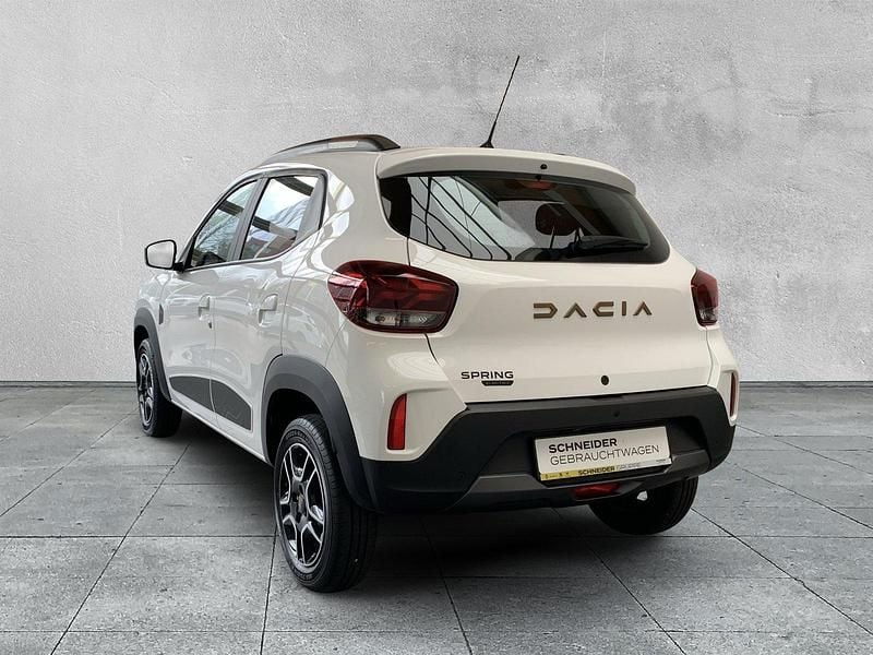 Second-hand Dacia Spring Extreme 47 kW (65 CP) 2023 Alb Hatchback
