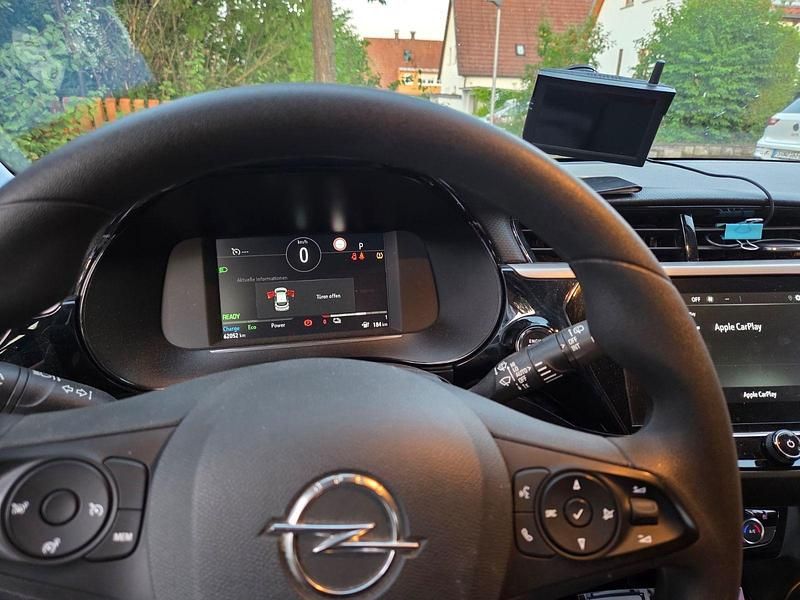 Usata Opel Corsa-e S 96 kW (131 CV) 2022 Nero Utilitaria