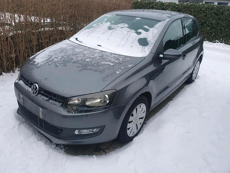 Grau Gebraucht 2012 VW Polo Kleinwagen | 3.999 € (Superpreis) - Bild 1/4