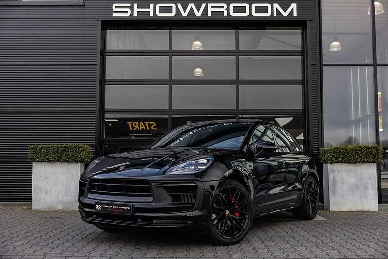 Second-hand Porsche Macan 441 CP (324 kW) 2021 Negru SUV