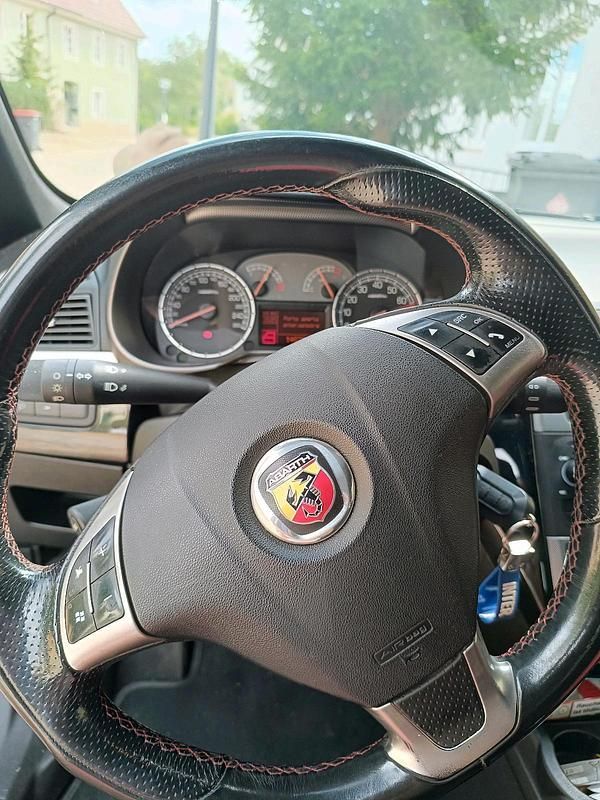 Gebraucht Abarth Grande Punto 179 PS (131 kW) 2009 Schwarz Kleinwagen