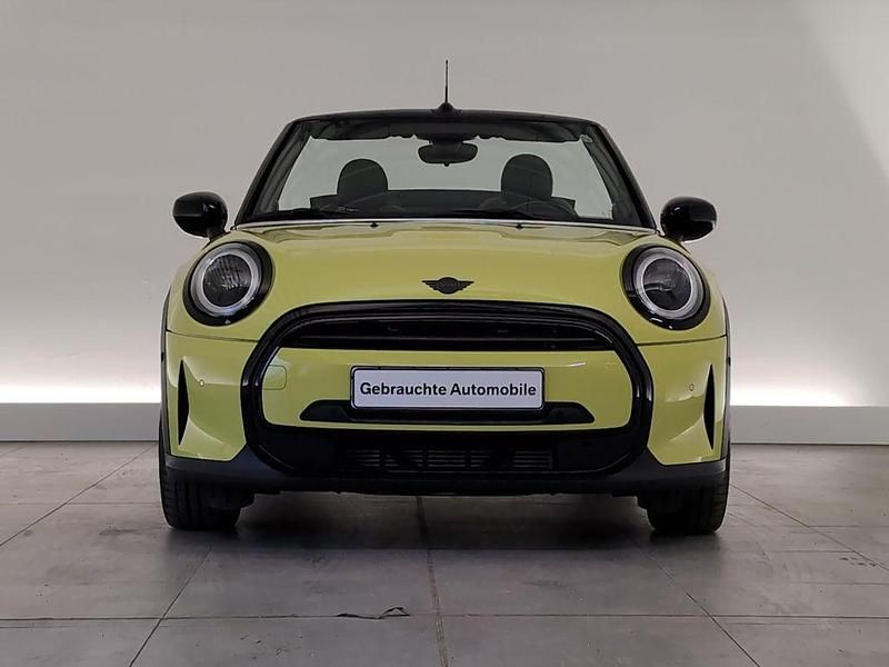 Gebraucht Mini Cooper Cabriolet 136 PS (100 kW) 2021 Zesty yellow uni Cabrio