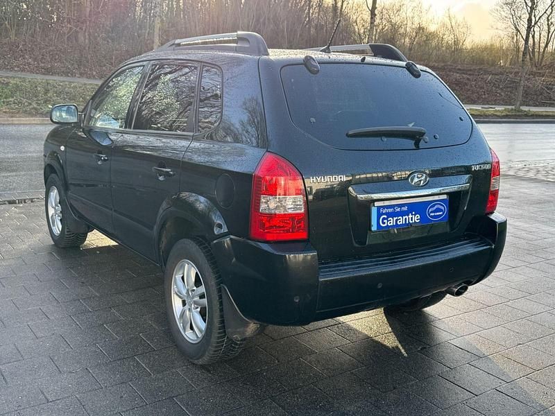 Second-hand Hyundai Tucson GLS 141 CP (103 kW) 2009 Negru SUV