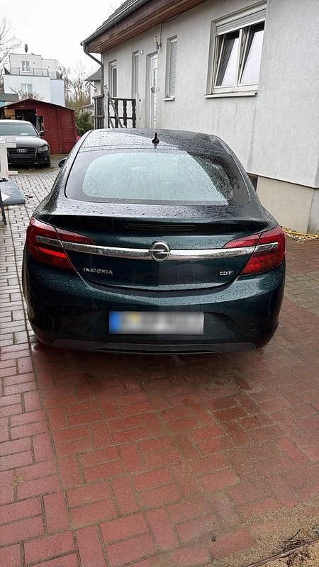 Gebraucht Opel Insignia 170 PS (125 kW) 2014 Grün Limousine