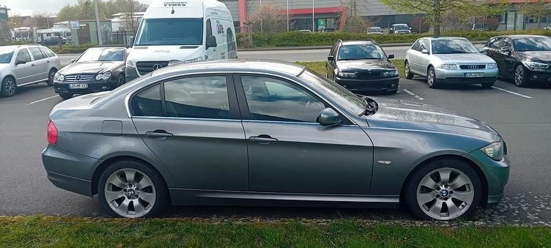 Gebraucht BMW 330 Sport Line 272 PS (200 kW) 2008 Grau Limousine