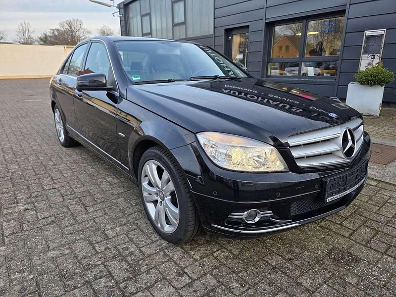 Gebraucht Mercedes C200 184 PS (135 kW) 2009 Obsidianschwarz  metalliclack Limousine