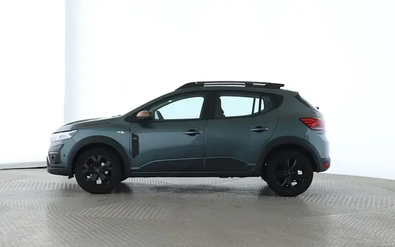 Gebraucht Dacia Sandero Extreme 110 PS (80 kW) 2024 Grün Limousine