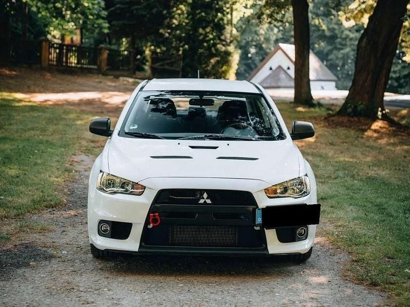 Weiß Gebraucht 2009 Mitsubishi Lancer Limousine | 22.000 € (Fairer Preis) - Bild 1/4