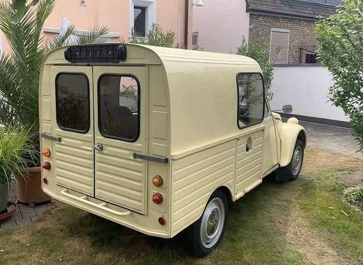 Gebraucht Citroën 2CV 24 PS (17 kW) 1976 Beige Limousine