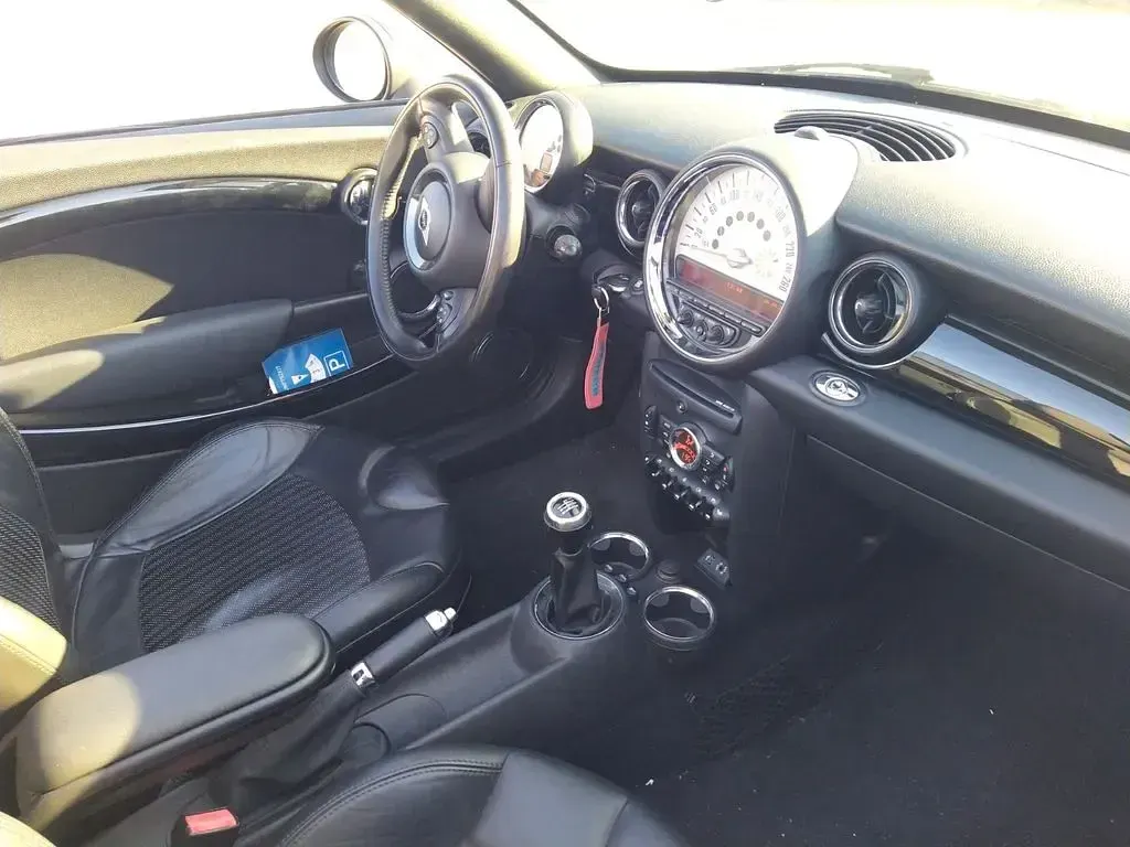 Gebraucht Mini Cooper S Roadster 184 PS (135 kW) 2013 Schwarz Cabrio
