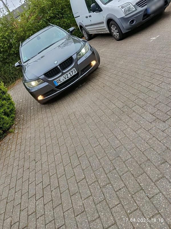 Gebraucht BMW 320 177 PS (130 kW) 2007 Kombi