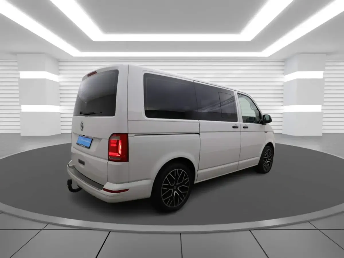Second-hand VW Multivan Trendline 150 CP (110 kW) 2019 Monovolum