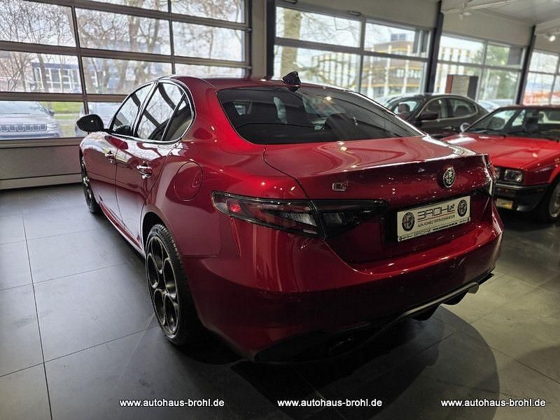 Neu Alfa Romeo Giulia 280 PS (205 kW) 2026 Rot Limousine