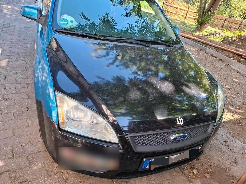 Second-hand Ford Focus 125 CP (91 kW) 2006 Albastru Berlinǎ