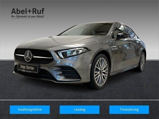 Grau Gebraucht 2021 Mercedes A250 Limousine | 26.579 € (Fairer Preis) - Bild 1/4