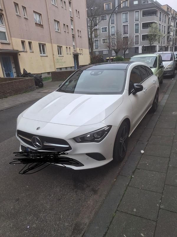 Gebraucht 2021 Mercedes CLA220 AMG line Limousine | 26.500 € - Bild 1/4