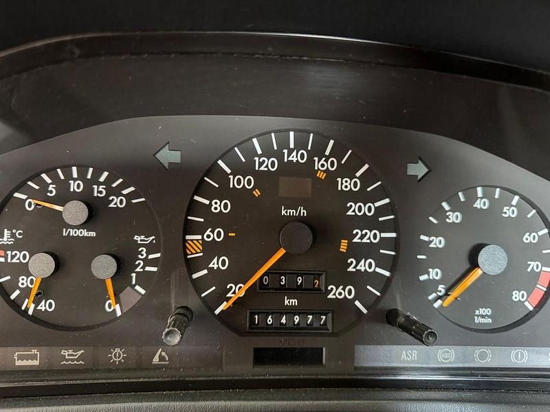 Gebraucht Mercedes 320 231 PS (169 kW) 1992 Schwarz Cabrio