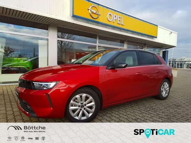 Lackierung peperoncino red/typ Gebraucht 2023 Opel Astra Elegance Limousine | 27.990 € (Teuer) - Bild 1/4