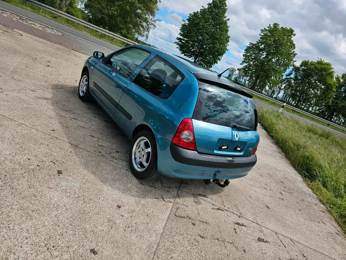 Occasion Renault Clio II 75 ch (55 kW) 2003 Citadine