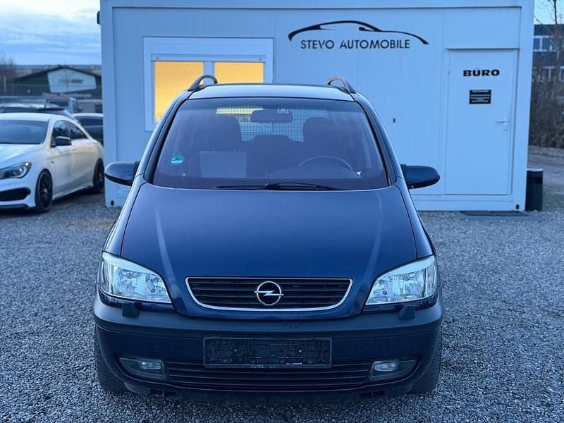 Gebraucht Opel Zafira 101 PS (74 kW) 2001 Blau Van / Kleinbus
