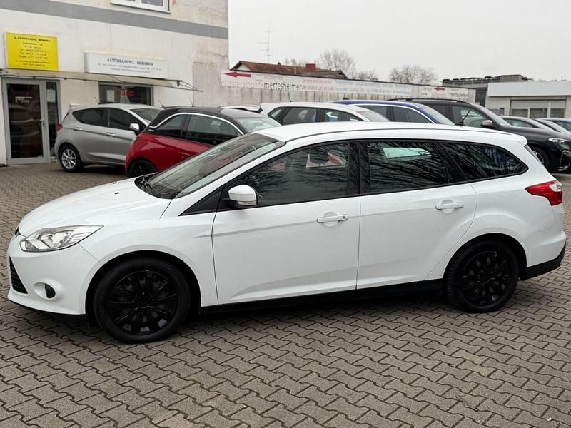 Gebraucht Ford Focus 116 PS (85 kW) 2014 Weiß Kombi