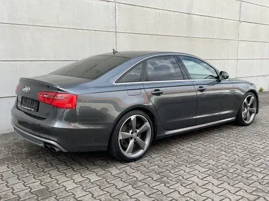 Gebraucht Audi S6 Comfort 420 PS (308 kW) 2012 Individuallackierung audi exclusive Limousine