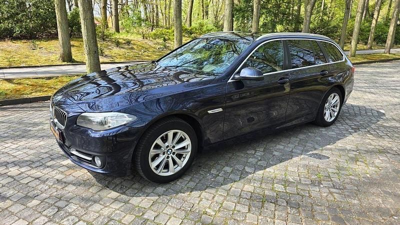 Gebraucht BMW 525 Performance 218 PS (160 kW) 2014 Blau Limousine