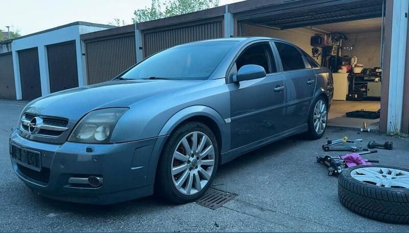 Grau Gebraucht 2003 Opel Vectra GTS Limousine | 1.500 € (Guter Preis) - Bild 1/2