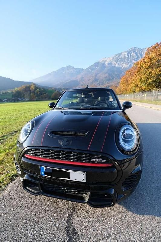 Schwarz Gebraucht 2018 Mini John Cooper Works Cabriolet Cabrio | 29.000 € (Etwas zu teuer) - Bild 1/4