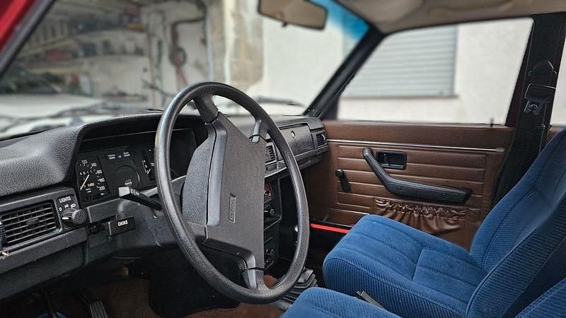 Gebraucht Volvo 244 101 PS (74 kW) 1977 Rot Limousine