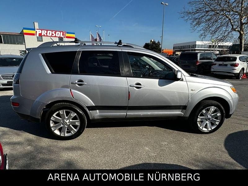 Gebraucht Mitsubishi Outlander Instyle 170 PS (125 kW) 2008 Silber SUV