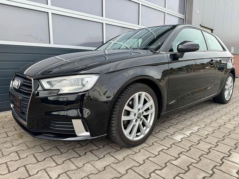 Gebraucht Audi A3 116 PS (85 kW) 2017 Schwarz Limousine