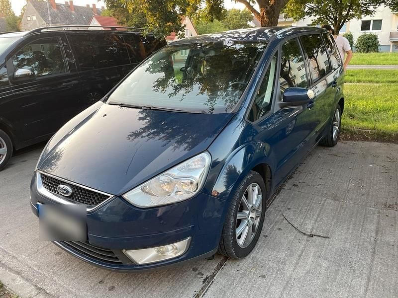 Blau Gebraucht 2009 Ford Galaxy Van / Kleinbus | 3.000 € (Guter Preis) - Bild 1/4