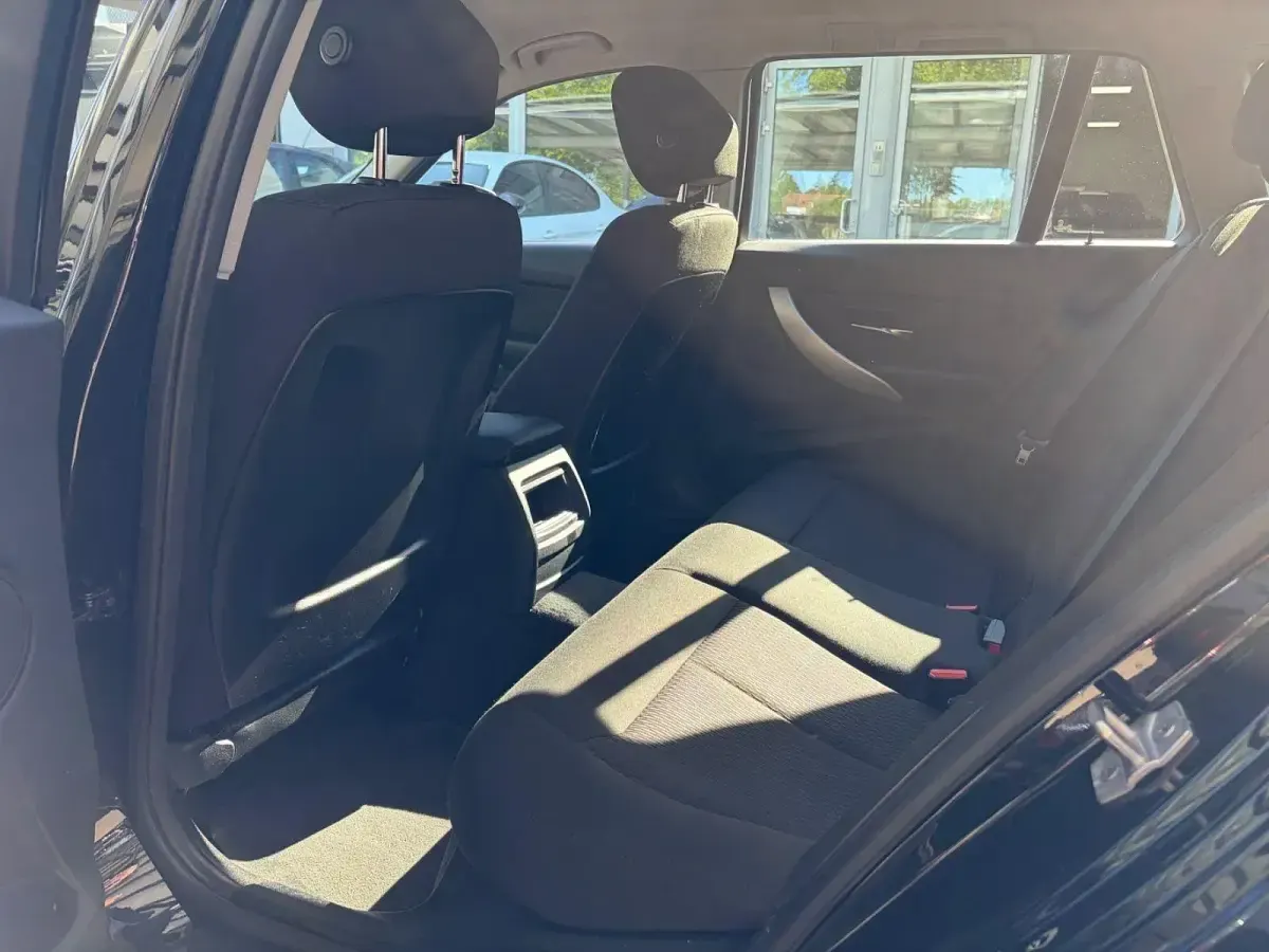 Brugt BMW 318 140 HK (102 kW) 2018 Sort Stationcar