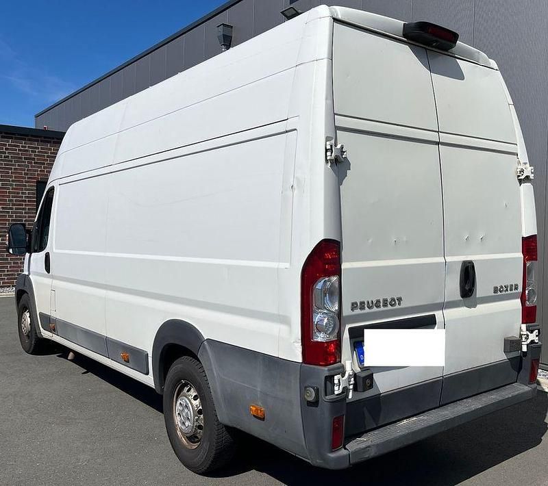 Gebraucht Peugeot Boxer 145 PS (106 kW) 2011 Weiß Van
