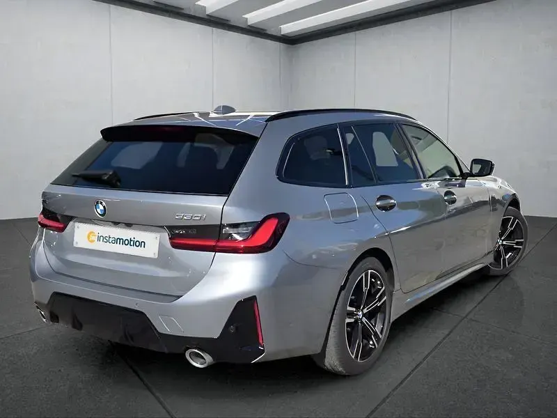 Gebraucht BMW 330 245 PS (180 kW) 2025 Grau Kombi