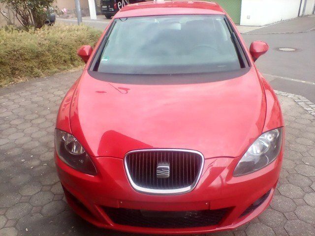 Gebraucht Seat Leon 105 PS (77 kW) 2011 Rot Limousine
