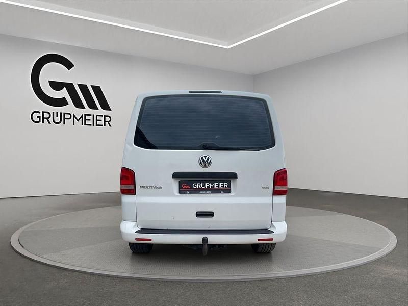 Gebraucht VW Multivan 140 PS (102 kW) 2011 Weiß Van