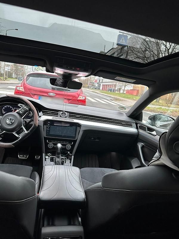 Gebraucht VW Arteon 190 PS (139 kW) 2019 Grau Kleinwagen