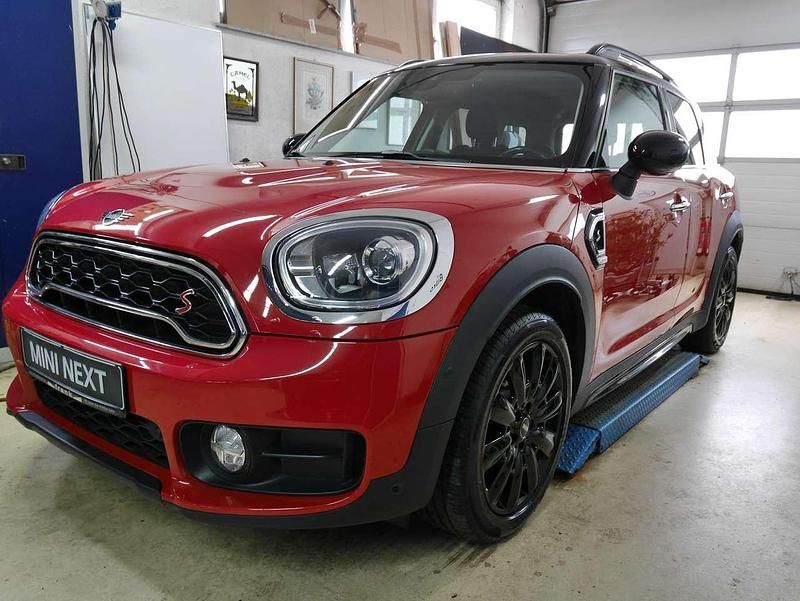 Gebraucht Mini Cooper SD Countryman 190 PS (139 kW) 2018 Chili red SUV