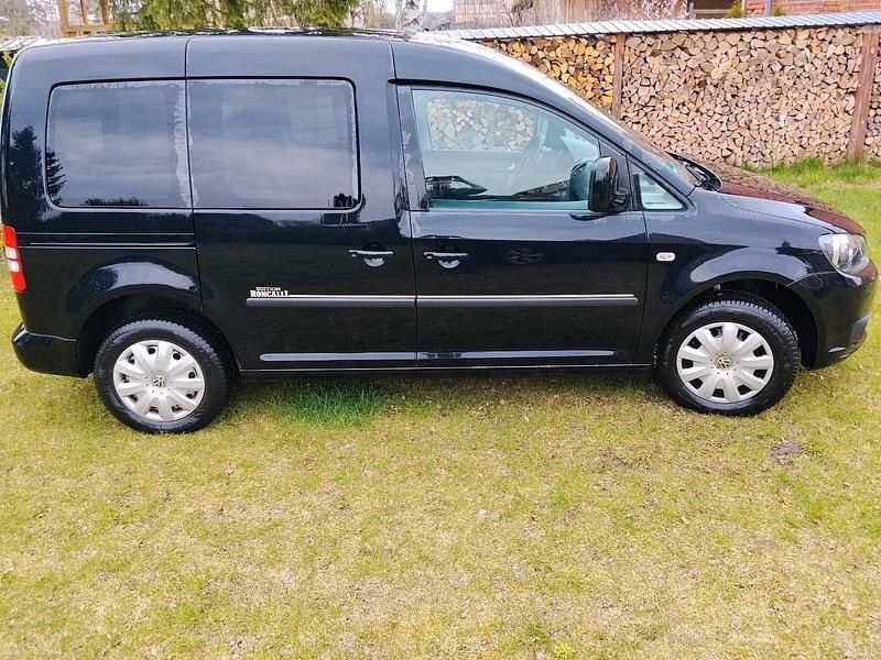 Gebraucht VW Caddy 85 PS (62 kW) 2011 Schwarz Van / Kleinbus
