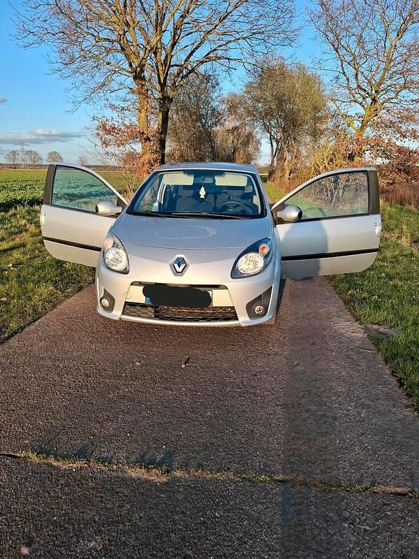 Używany Renault Twingo 64 KM (47 kW) 2007 Szary Hatchback