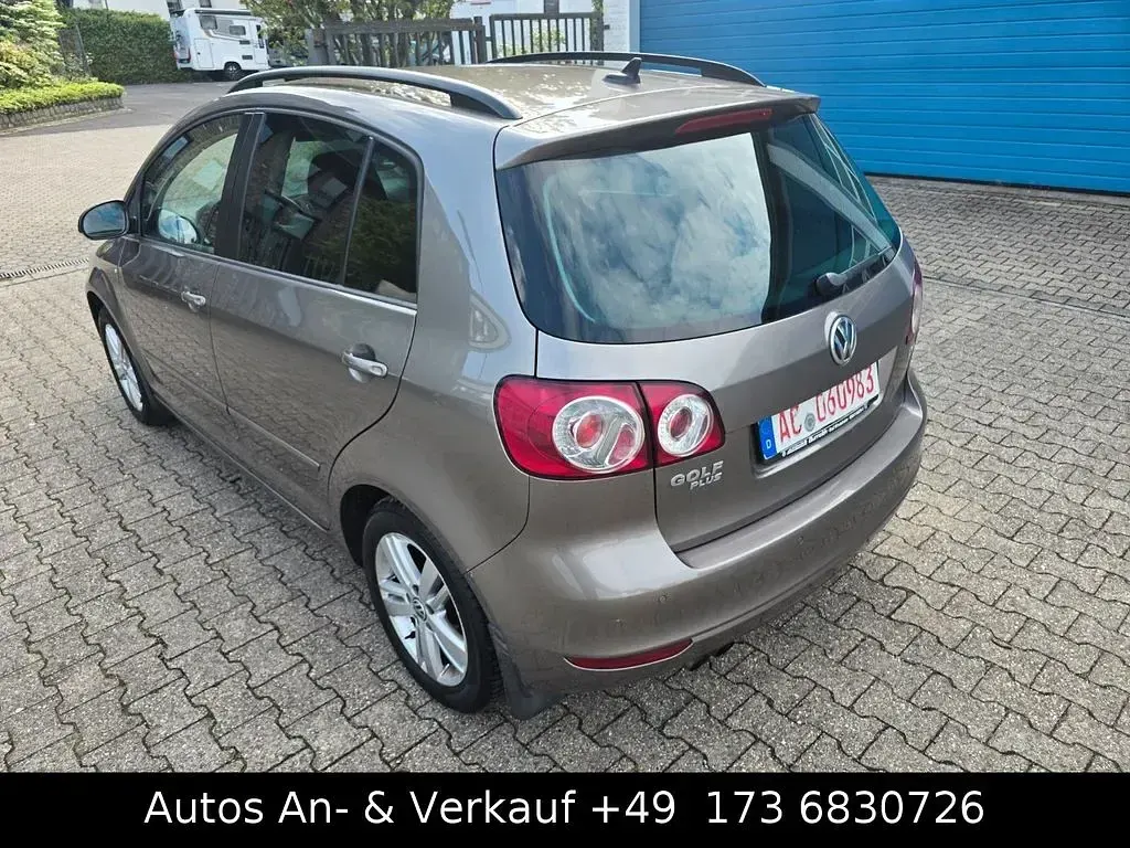 Gebraucht VW Golf VII Match 122 PS (89 kW) 2012 Braun Limousine