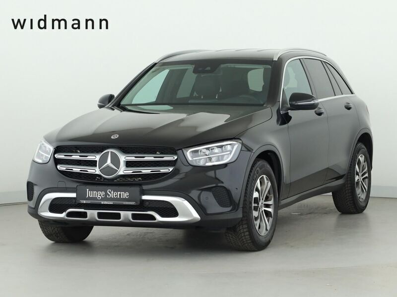 Unilack schwarz Gebraucht 2022 Mercedes GLC300 SUV | 36.850 € (Fairer Preis) - Bild 1/4
