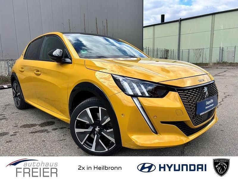 Gelb Gebraucht 2021 Peugeot e-208 GT Kleinwagen | 16.990 € (Fairer Preis) - Bild 1/4