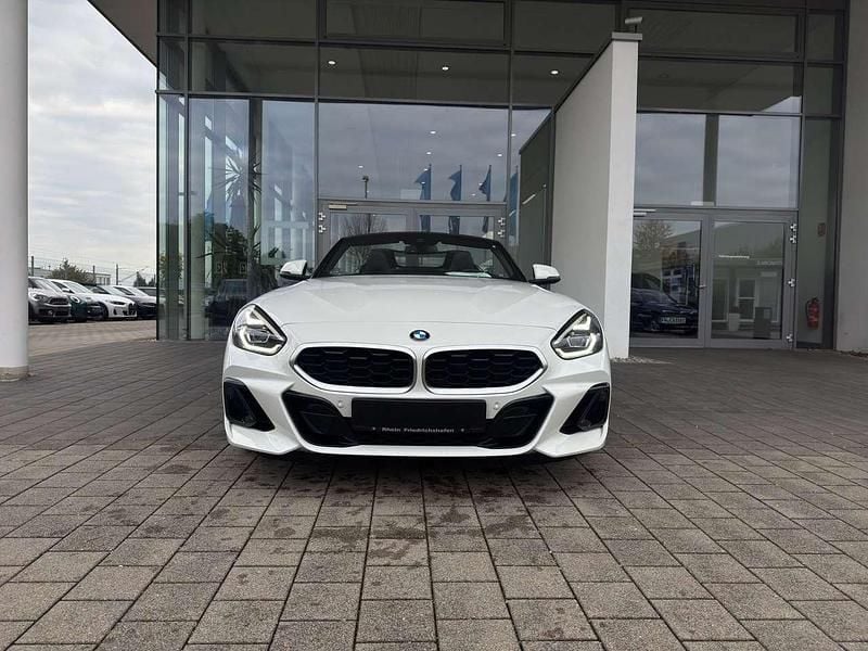 Gebraucht BMW Z4 Sport Line 197 PS (144 kW) 2023 Alpinweiss uni Cabrio