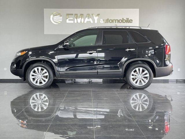 Schwarz Gebraucht 2012 Kia Sorento Attract SUV | 13.498 € - Bild 1/3