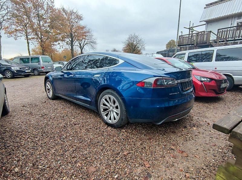 Gebraucht Tesla Model S 311 kW (423 PS) 2016 Blau Kleinwagen