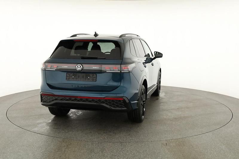 Neu VW Tiguan Style 2026 Nightshade blue metallic SUV