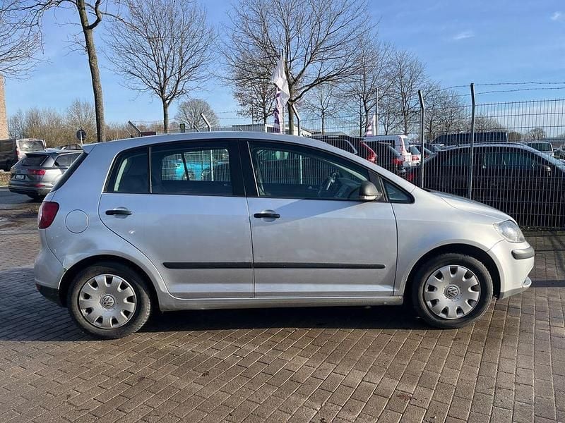 Gebraucht VW Golf Plus Cross Trendline 105 PS (77 kW) 2009 Silber Van / Kleinbus